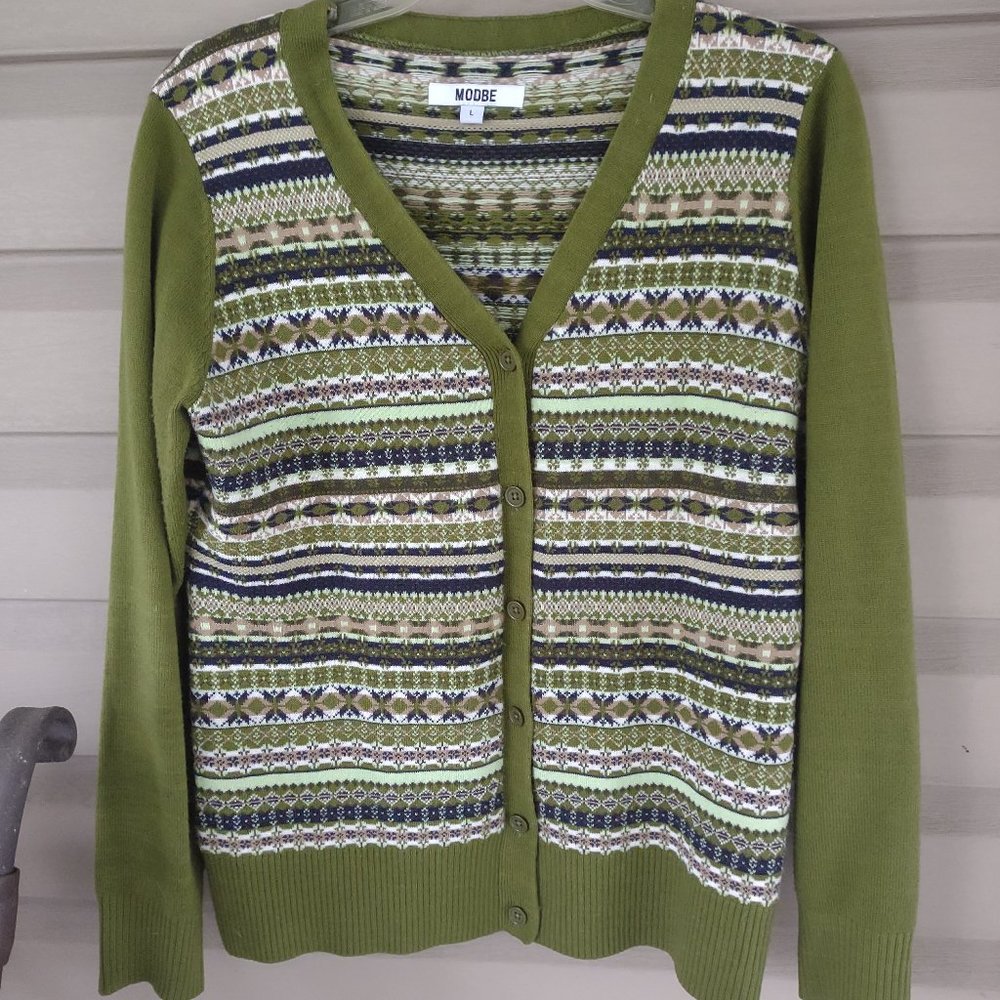 MODBE Retro-style Cardigan Sweater, Size Large